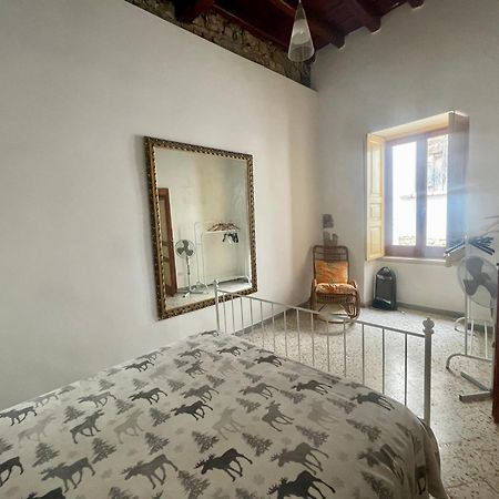Mura Del Tempo - Rooms & Suites Bisceglie Esterno foto