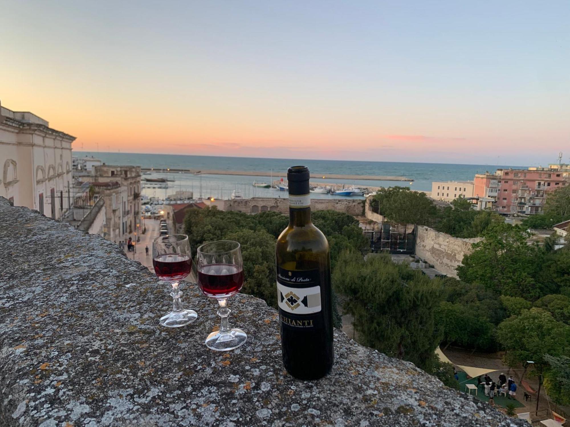 Mura Del Tempo - Rooms & Suites Bisceglie Esterno foto